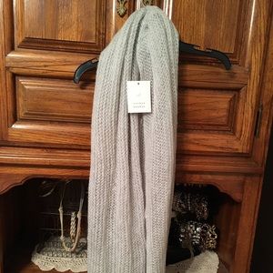 BNWT Lauren Conrad Open Weave Gray Infinity Scarf